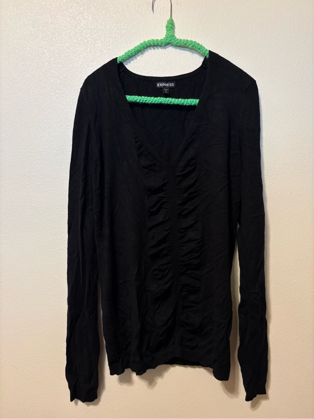 Express top with gathered front